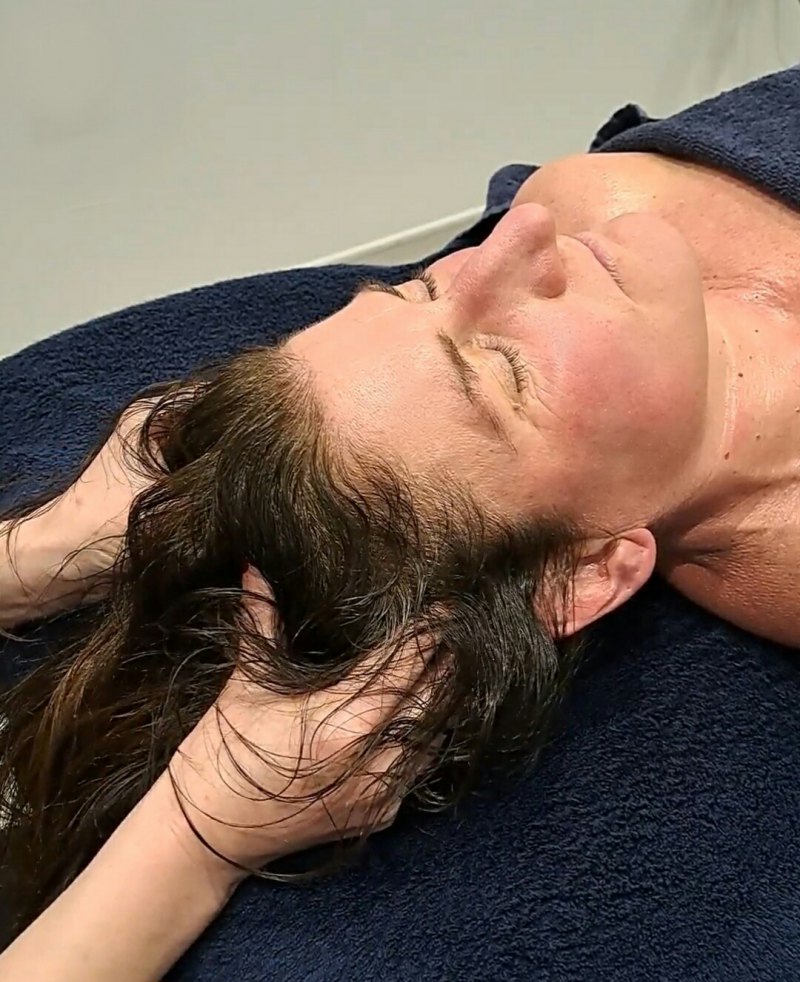 Snowflake Scalp Treatment