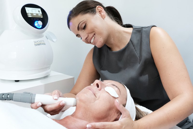 3 for 2 Offer Dermatherm RF Facial