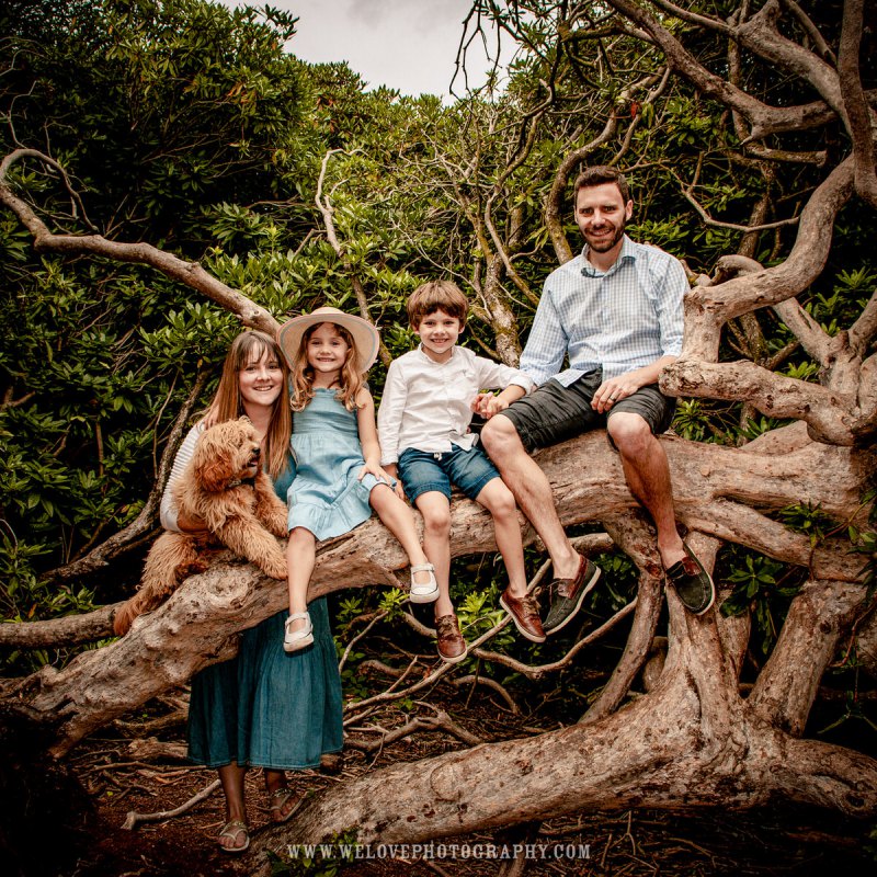 OUTDOOR FAMILY FUN! 90m Location Photoshoot Experience + Gift Package