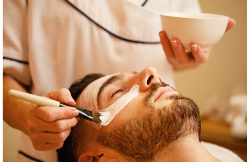 Men's Signature Hydrofacial